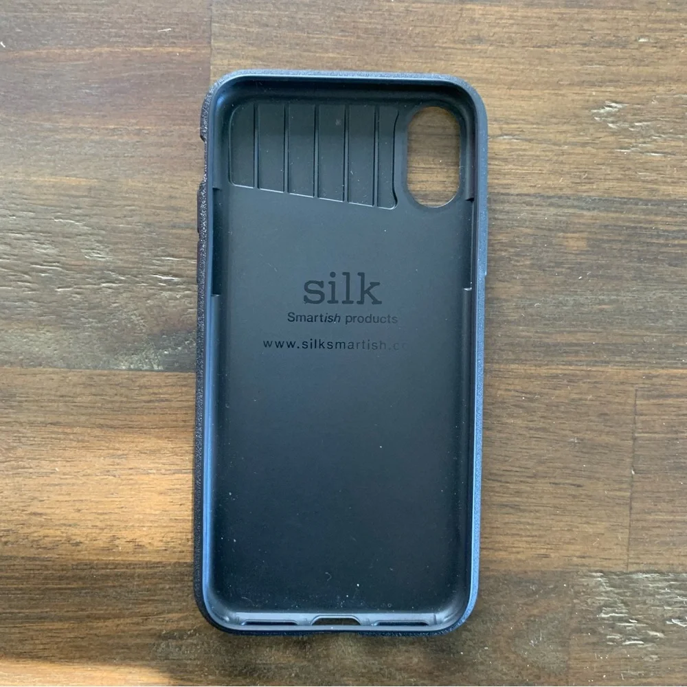 smartish silk black